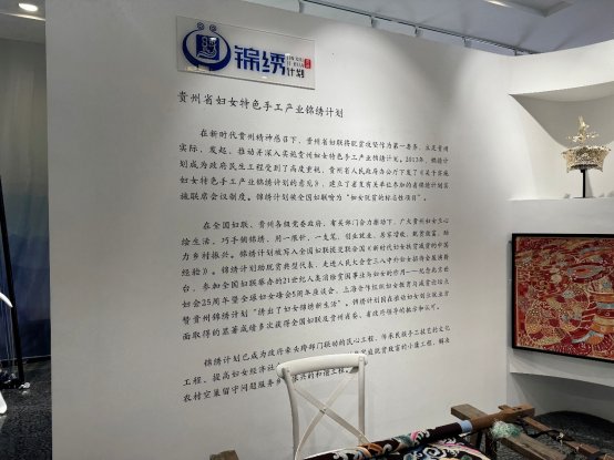 文本, 信件

AI 生成的内容可能不正确。