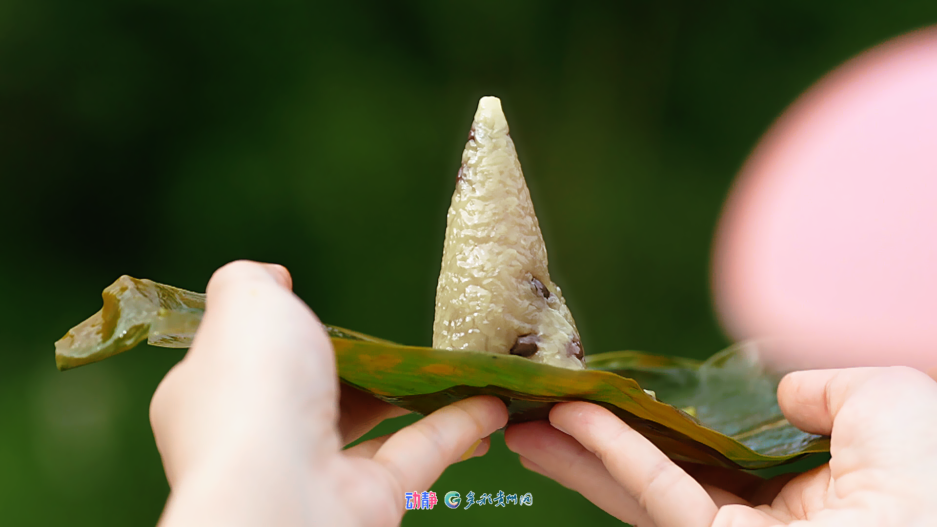 我在古镇过端午丨赴万山朱砂古镇，解锁侗族灰粽风味，还可穿越到60年前！