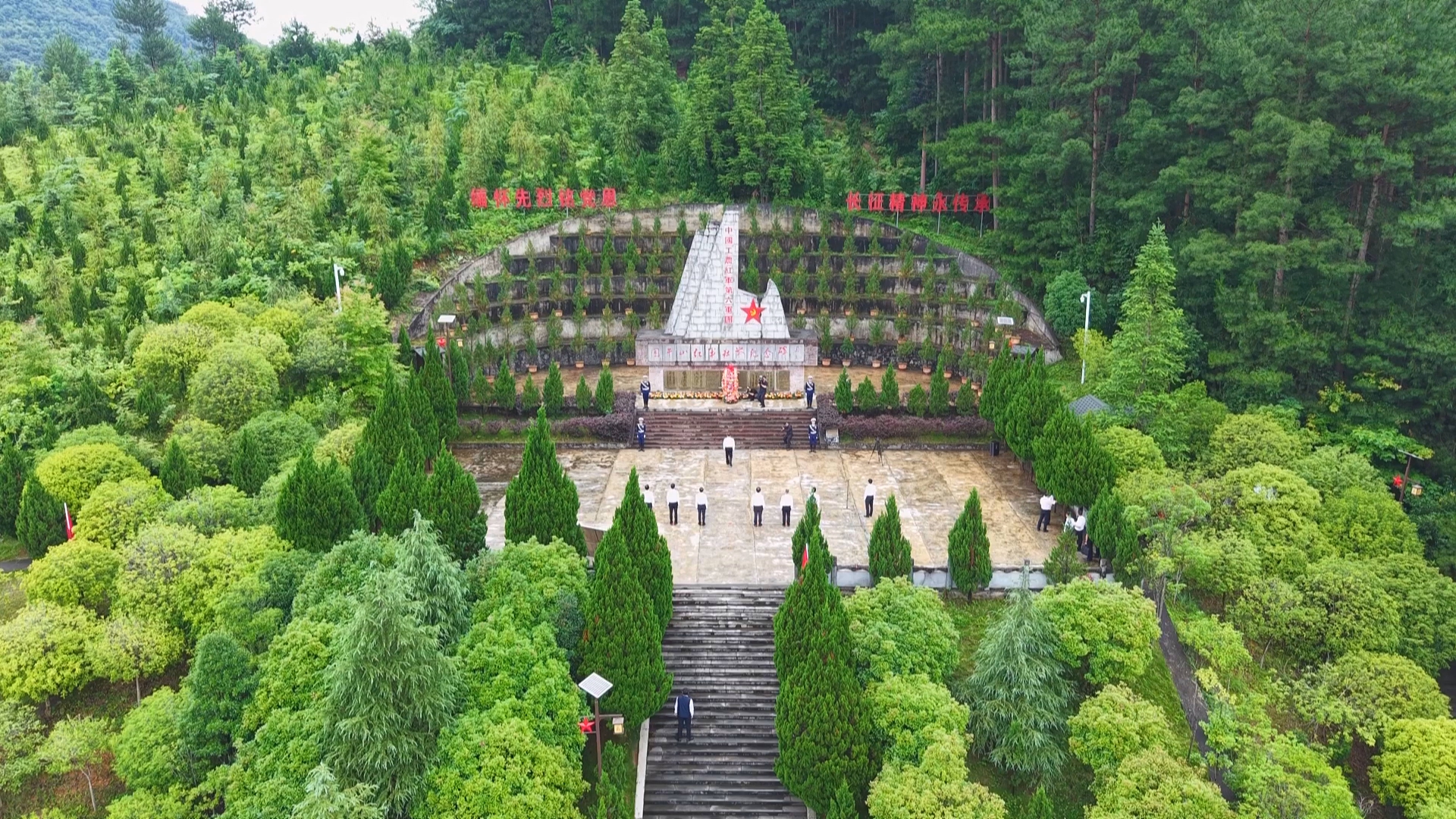 贵州新闻联播丨徐麟在铜仁市调研时强调 传承红色基因 坚持苦干实干 以高质量党建引领走好高质量发展新路