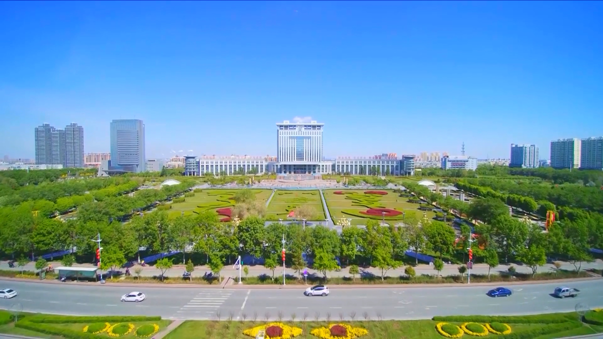团结路上一家人丨新疆生产建设兵团：团结之花遍地开 同心硕果满枝来
