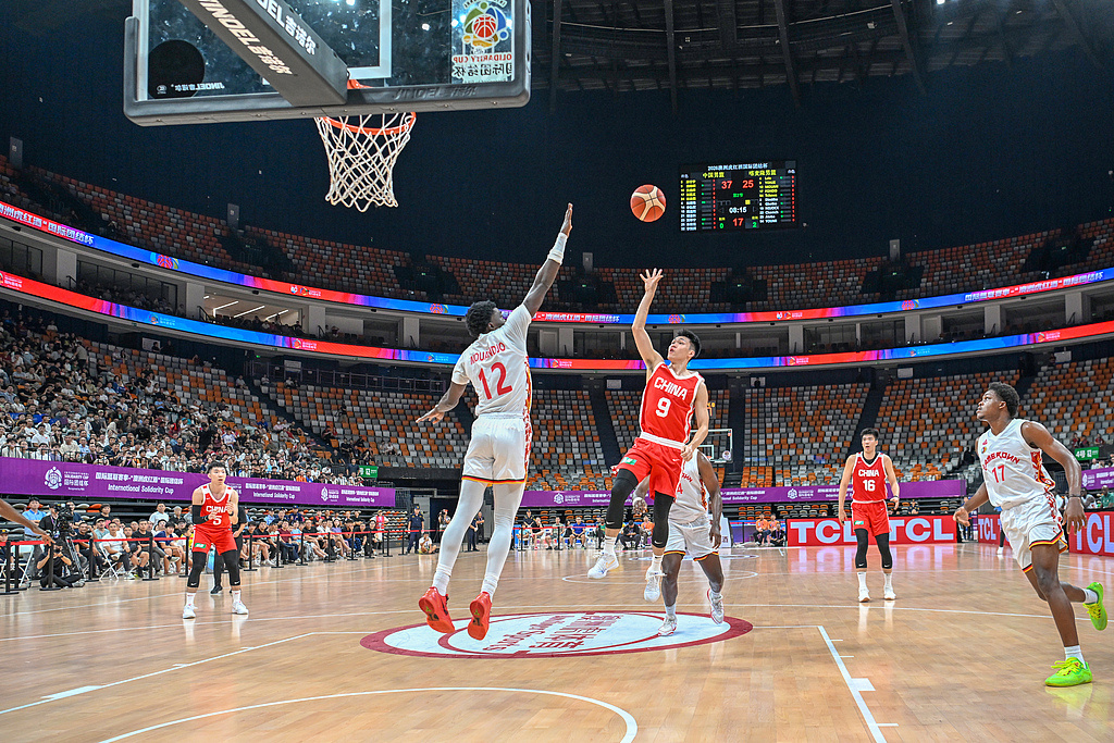34分大胜喀麦隆，中国男篮取得2026国际团结杯开门红