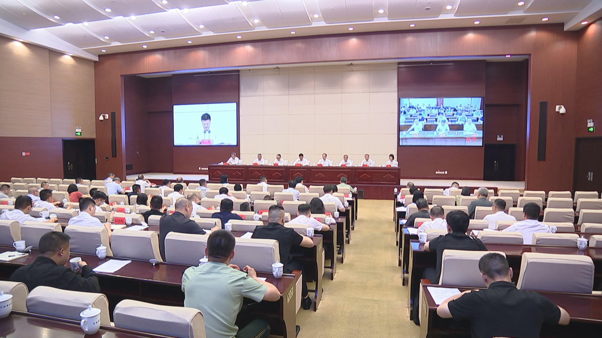 贵州新闻联播丨全省深化扫黑除恶专项斗争视频会议召开