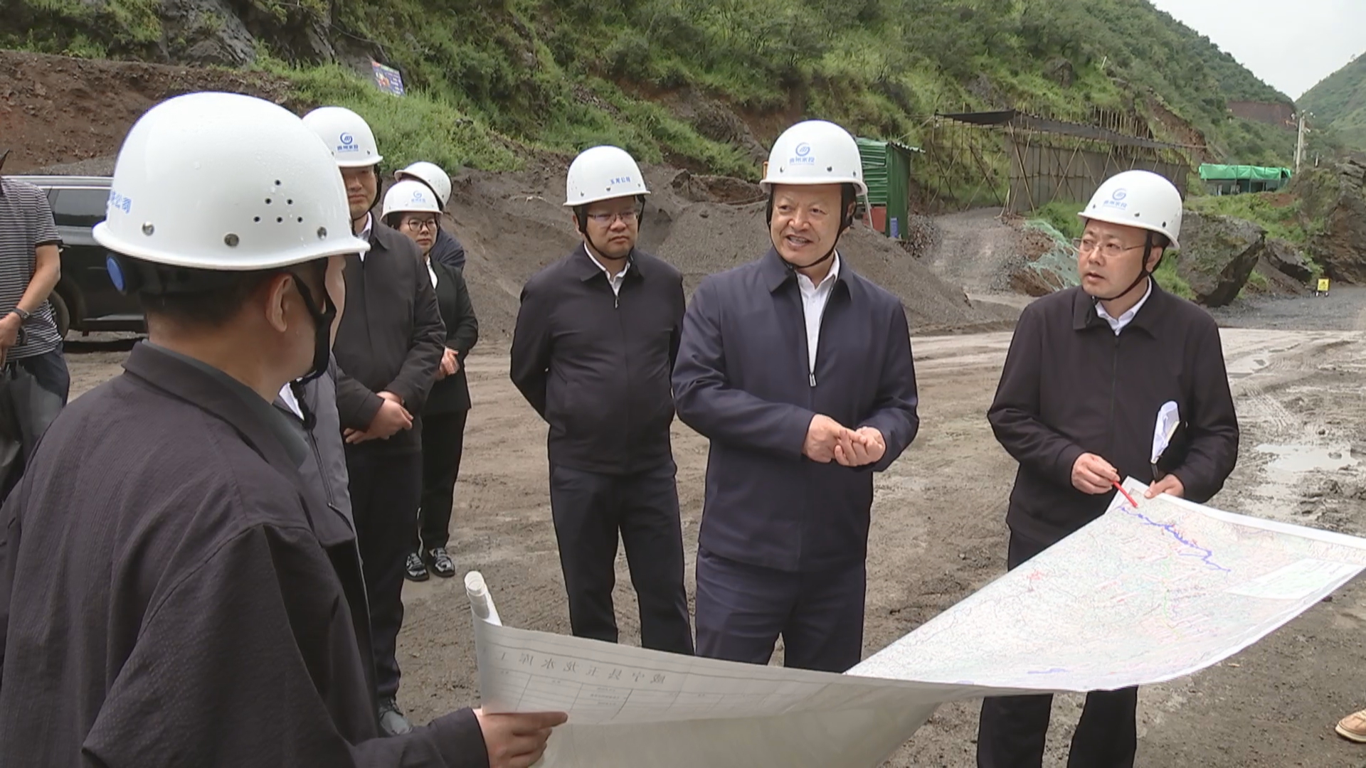 贵州新闻联播丨马汉成到毕节市调研常态化帮扶工作并开展巡河巡林