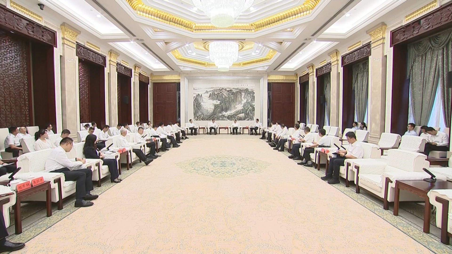 贵州新闻联播丨我省与南方电网公司签署“十五五”全面深化战略合作框架协议 徐麟李炳军会见钱朝阳季明彬并共同见证签约