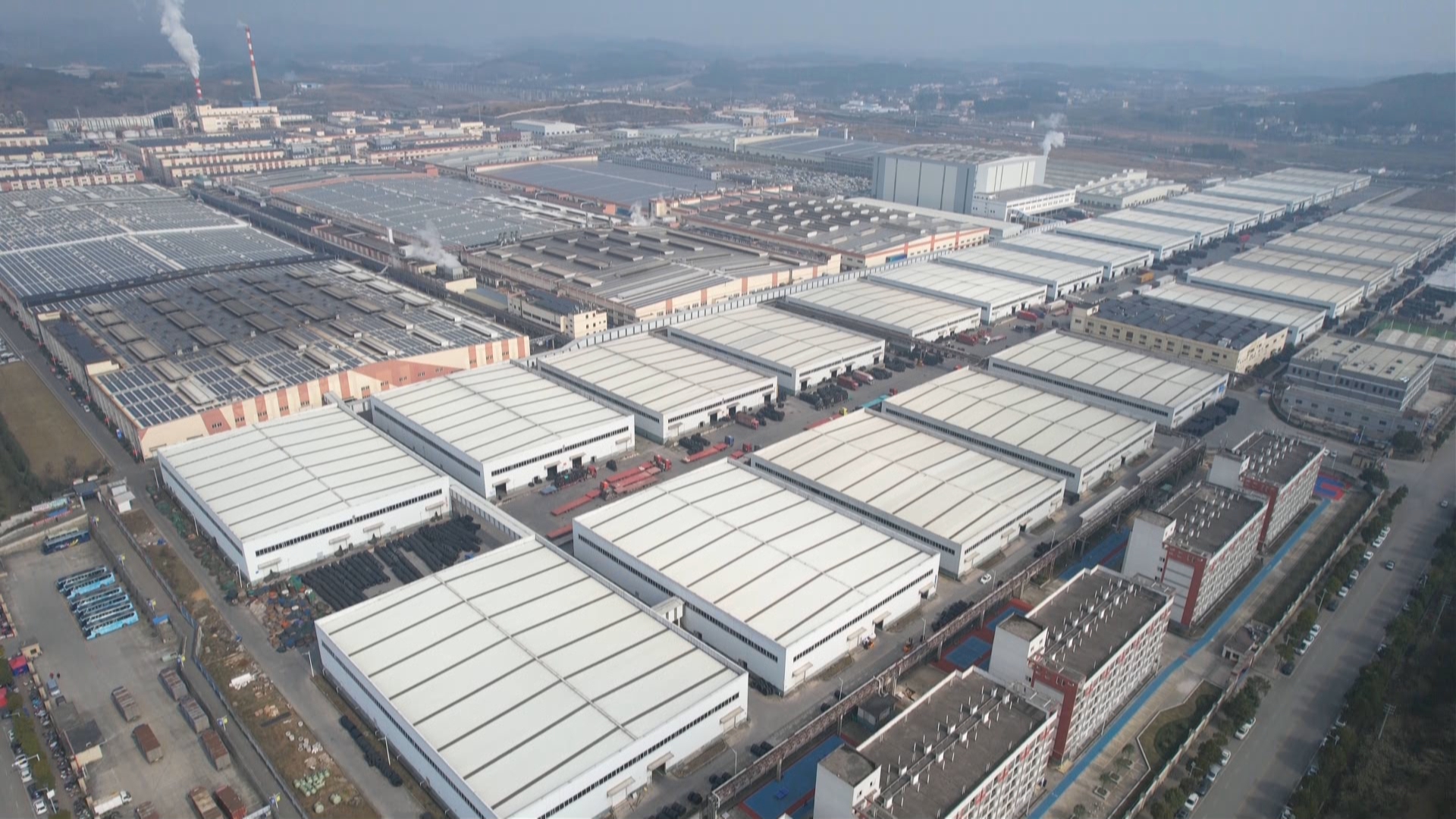 贵州新闻联播丨贵州加快“人工智能＋”融合制造业 全面动员工业数据创造新价值
