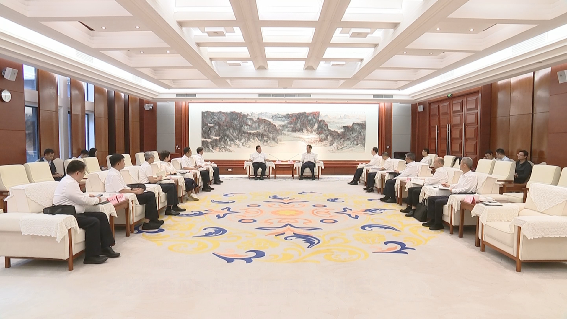 贵州新闻联播丨李炳军会见中盐集团董事长申兆军