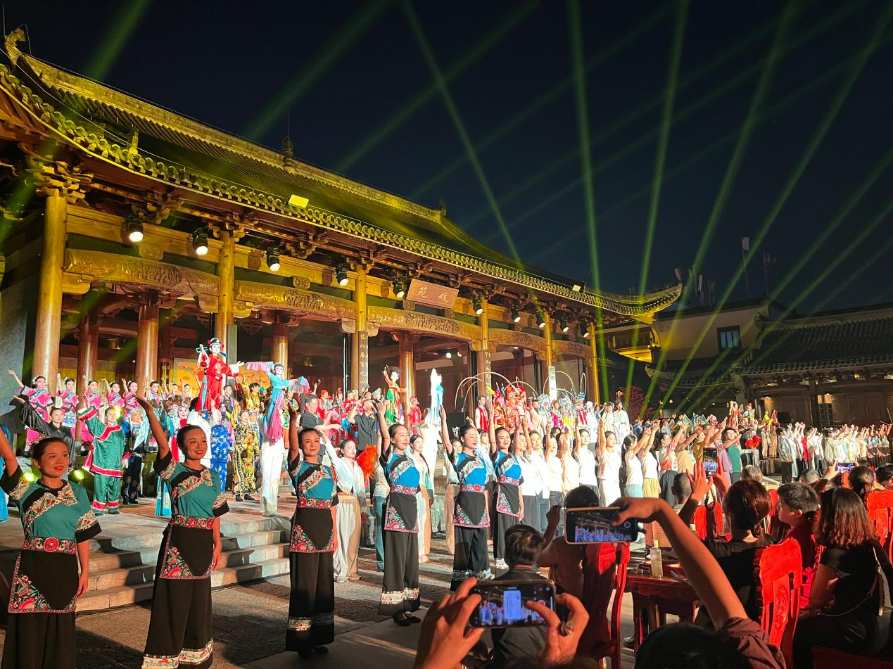 2026梵净山（非遗）戏剧季开幕，15天好戏连台户外演出免费开放