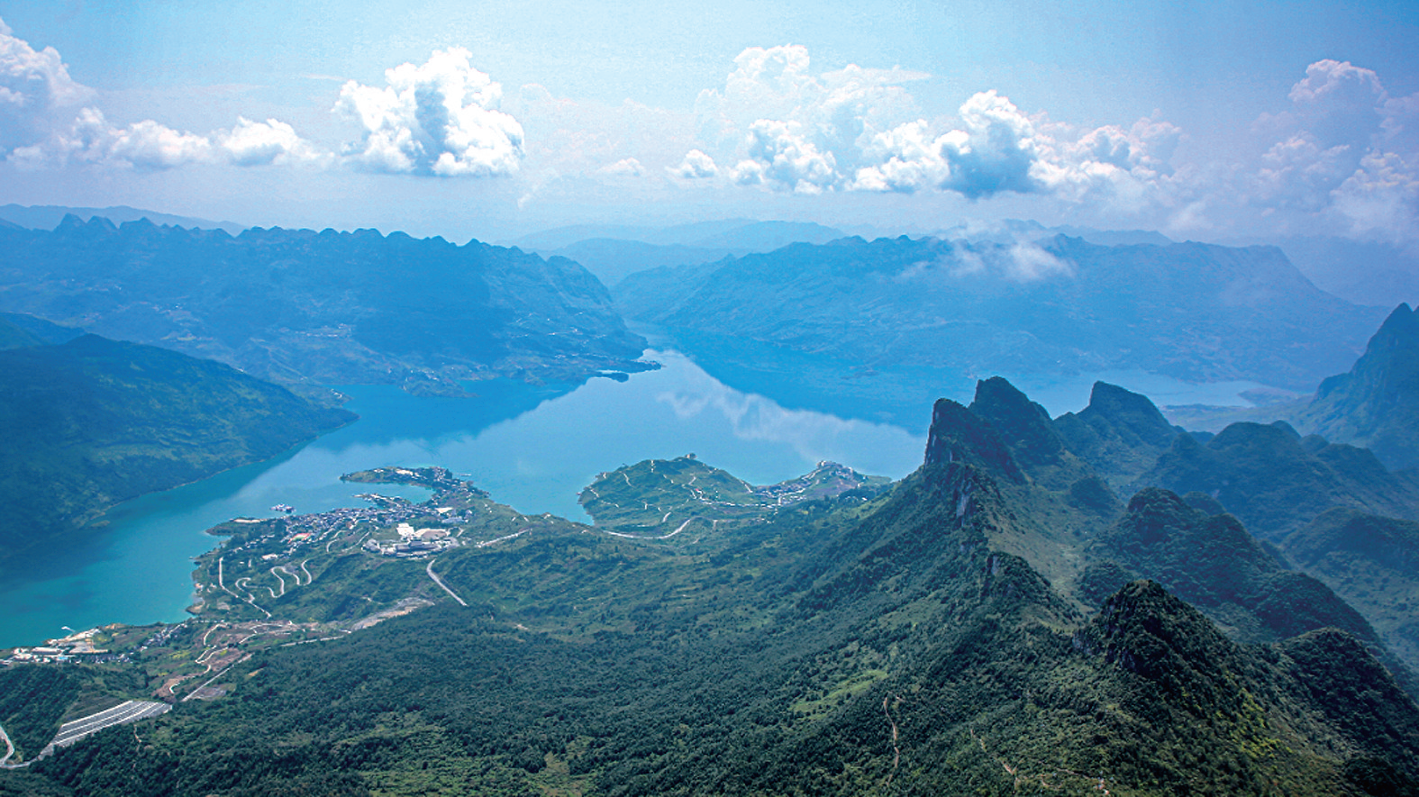 十月贵州·另一种打开方式：不仅能看风景，也能上场参赛