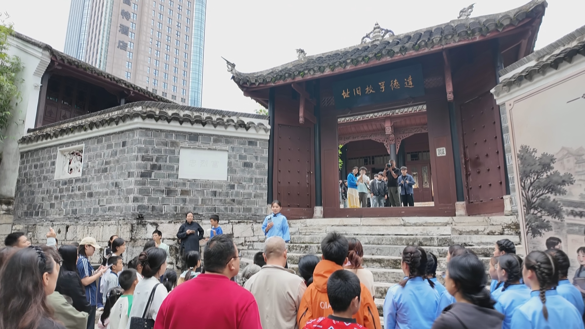 贵州新闻联播丨《达德薪火》沉浸式演出解锁贵阳红色新体验