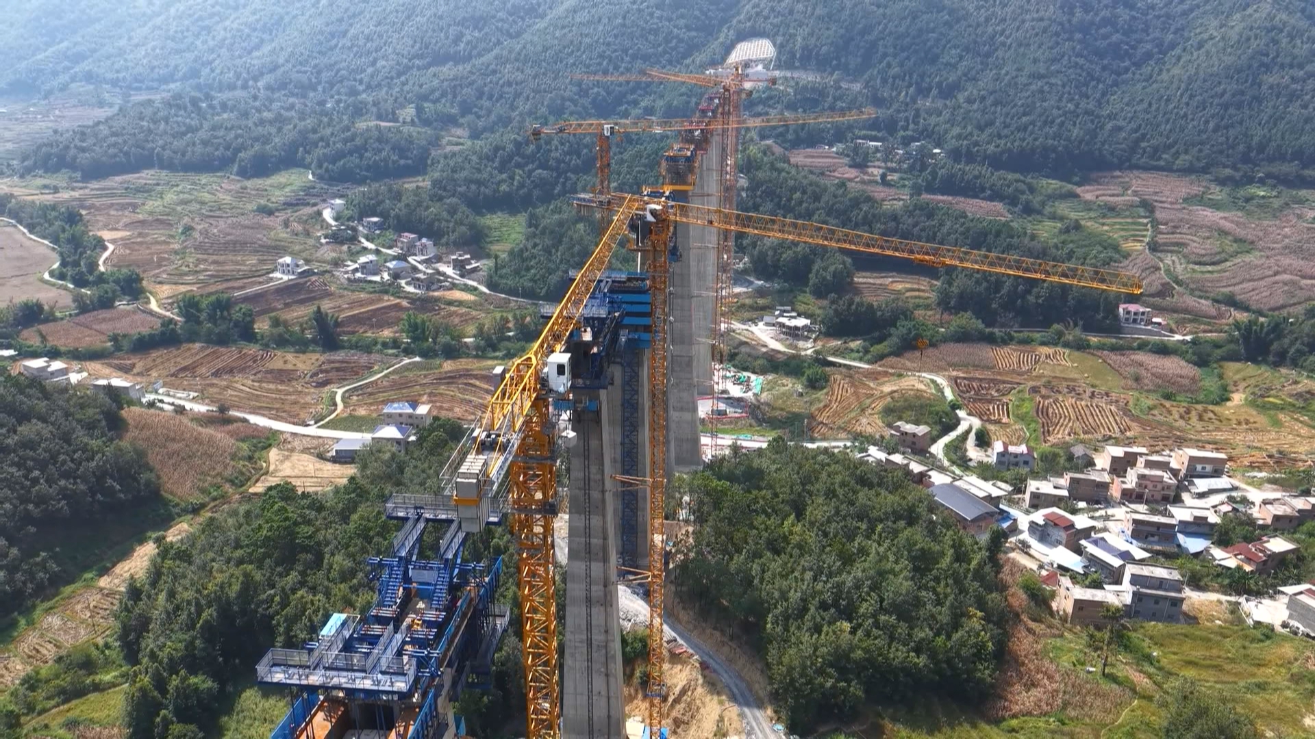 贵州新闻联播丨假期攻坚不停步 多个交通项目建设提速