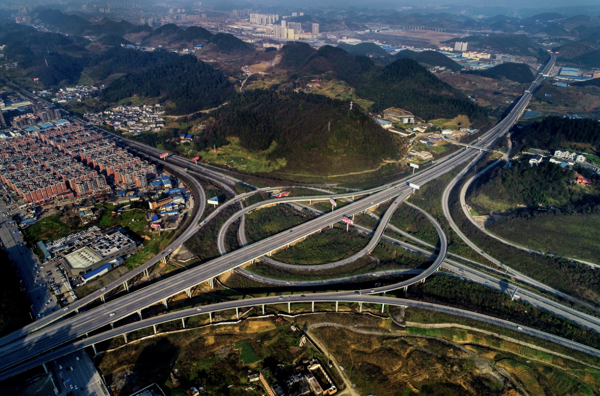 山水为邻，同心向远！黔渝协作共绘新图景