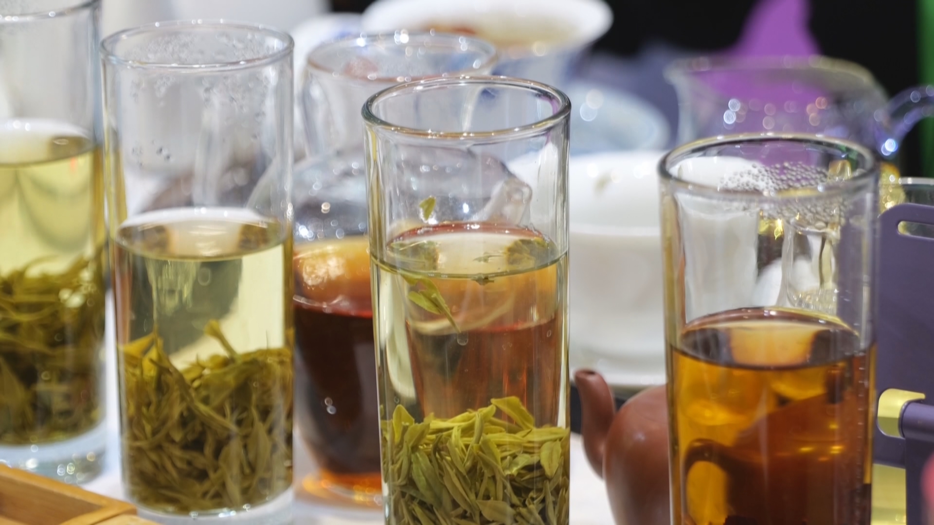 贵州新闻联播丨从“南茶北引”到“黔茶北上”：一杯佳茗链动全国大市场