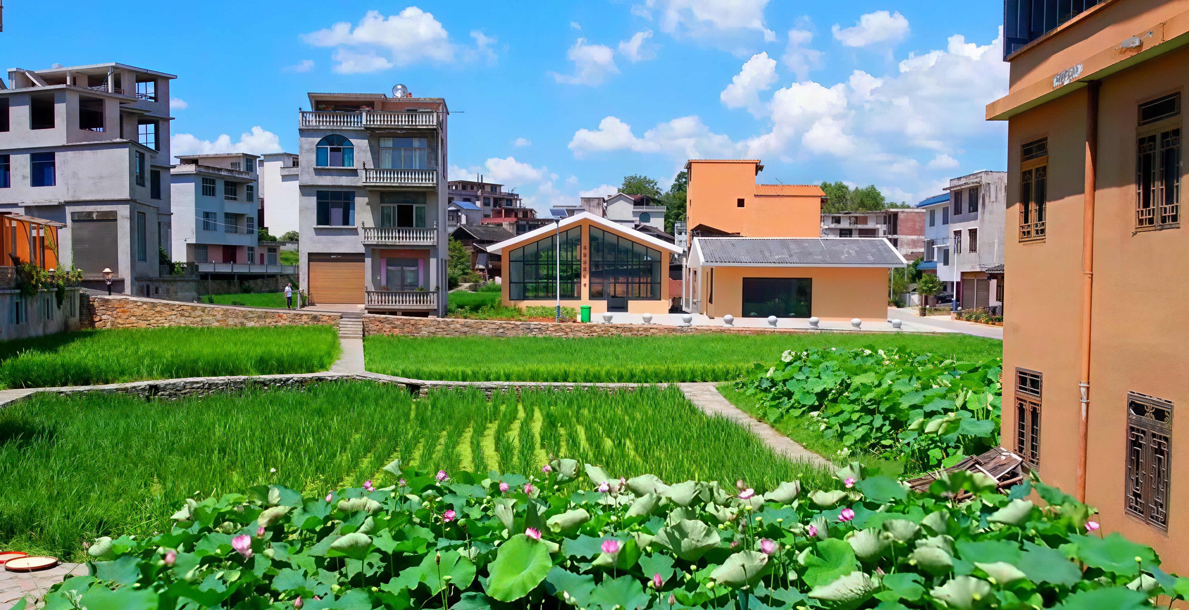 长征黔行记·红色村庄看今朝丨佳所村：一座红歌飞扬的小村庄