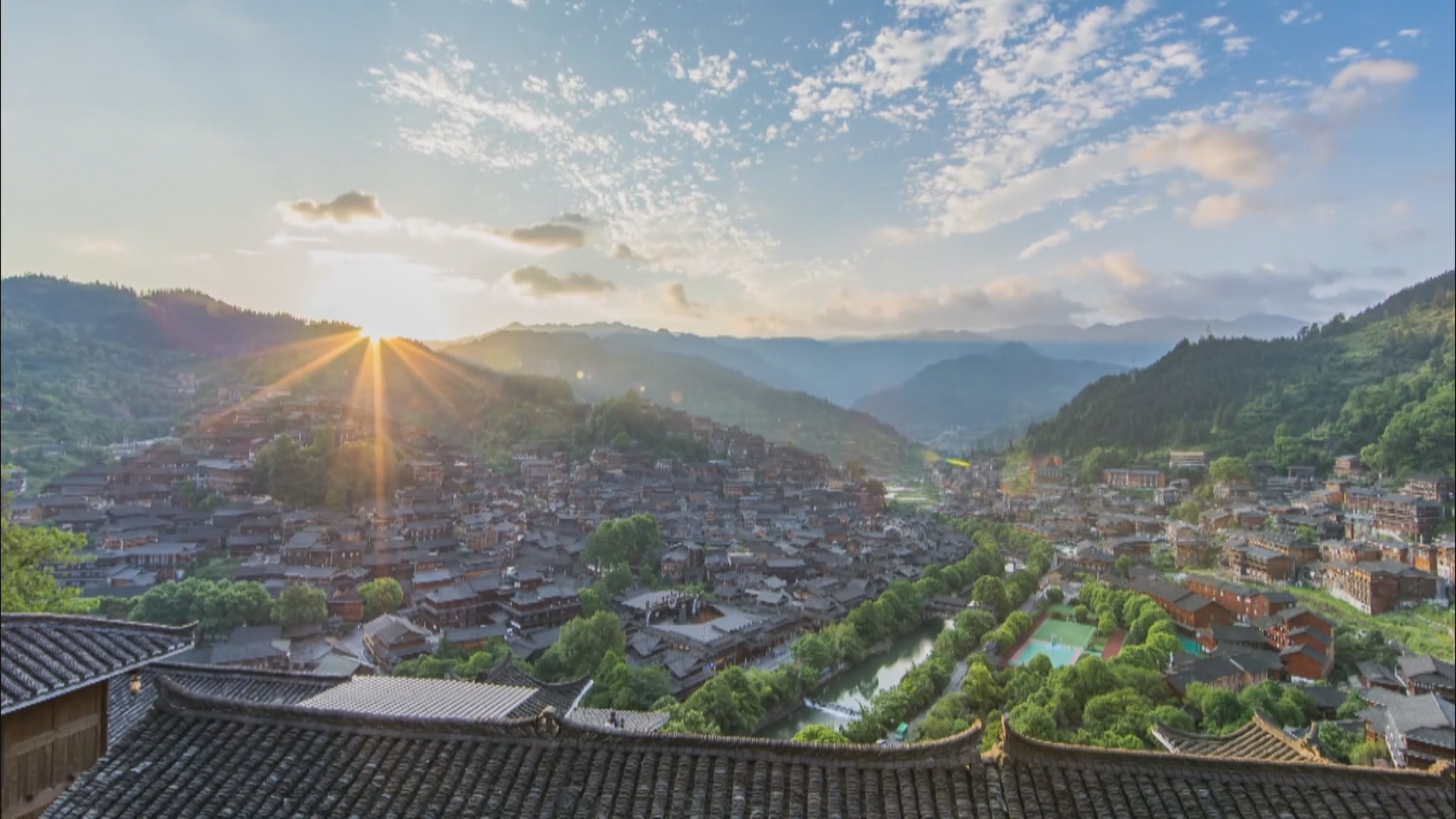 贵州新闻联播｜【赓续长征精神 奋进复兴征程】强产业 富群众 谋发展 走好贵州新时代长征路